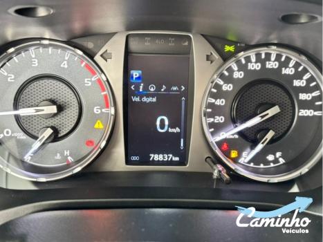 TOYOTA Hilux Caminhonete 2.8 16V SRX 4X4 DIESEL CABINE DUPLA AUTOM�TICO, Foto 9