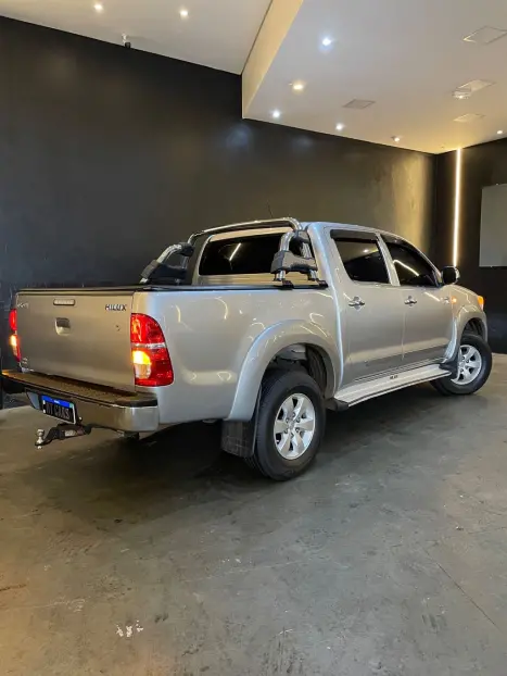 TOYOTA Hilux Caminhonete 2.7 16V 4P SR CABINE DUPLA AUTOM�TICO, Foto 3