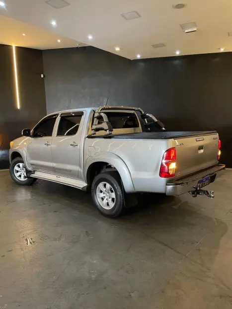 TOYOTA Hilux Caminhonete 2.7 16V 4P SR CABINE DUPLA AUTOM�TICO, Foto 6