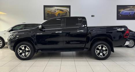 TOYOTA Hilux Caminhonete 2.8 16V SRX 4X4 DIESEL CABINE DUPLA AUTOM�TICO, Foto 2