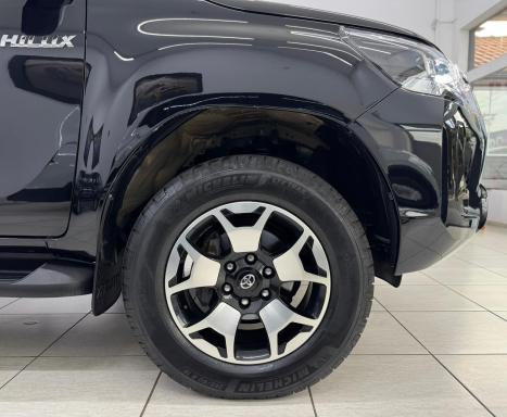 TOYOTA Hilux Caminhonete 2.8 16V SRX 4X4 DIESEL CABINE DUPLA AUTOM�TICO, Foto 6