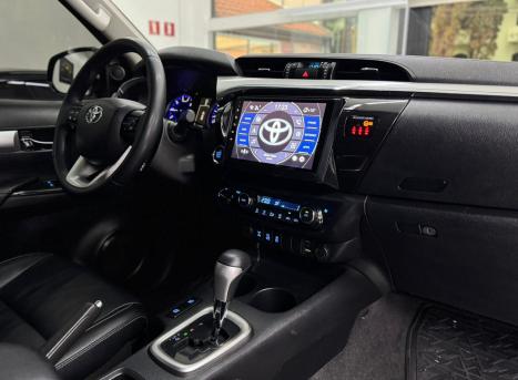 TOYOTA Hilux Caminhonete 2.8 16V SRX 4X4 DIESEL CABINE DUPLA AUTOM�TICO, Foto 15