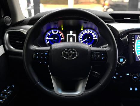 TOYOTA Hilux Caminhonete 2.8 16V SRX 4X4 DIESEL CABINE DUPLA AUTOM�TICO, Foto 17
