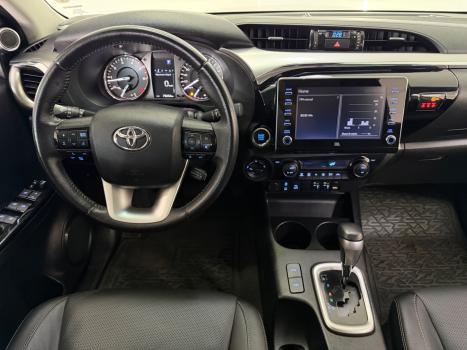 TOYOTA Hilux Caminhonete 2.8 16V SRX 4X4 TURBO DIESEL CABINE DUPLA AUTOM�TICO, Foto 5