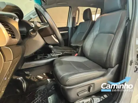 TOYOTA Hilux Caminhonete 2.8 16V SRX PLUS 4X4 TURBO DIESEL CABINE DUPLA AUTOM�TICO, Foto 11