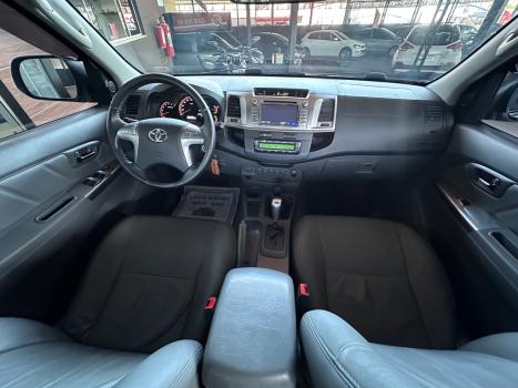 TOYOTA Hilux Caminhonete 2.7 16V 4P SRV FLEX 4X4  CABINE DUPLA AUTOM�TICO, Foto 8