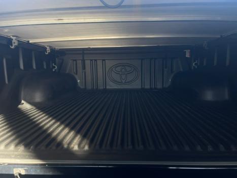 TOYOTA Hilux Caminhonete 2.8 16V SRV 4X4 DIESEL CABINE DUPLA AUTOM�TICO, Foto 6