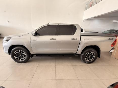TOYOTA Hilux Caminhonete 2.8 16V SRX 4X4 DIESEL CABINE DUPLA AUTOM�TICO, Foto 15