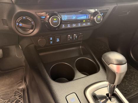 TOYOTA Hilux Caminhonete 2.8 16V SRX 4X4 DIESEL CABINE DUPLA AUTOM�TICO, Foto 13