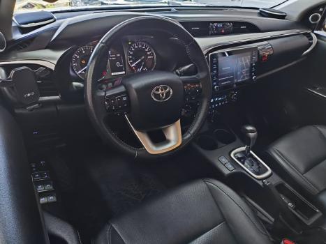 TOYOTA Hilux Caminhonete 2.8 16V SRX 4X4 DIESEL CABINE DUPLA AUTOM�TICO, Foto 5