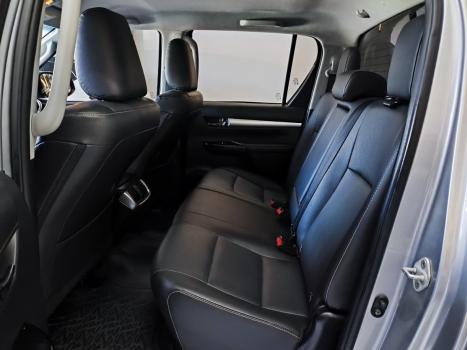 TOYOTA Hilux Caminhonete 2.8 16V SRX 4X4 DIESEL CABINE DUPLA AUTOM�TICO, Foto 7