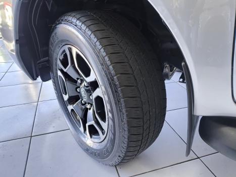 TOYOTA Hilux Caminhonete 2.8 16V SRX 4X4 DIESEL CABINE DUPLA AUTOM�TICO, Foto 14