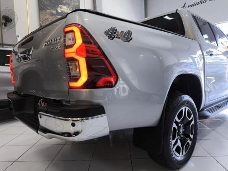 TOYOTA Hilux Caminhonete 2.8 16V SRX 4X4 DIESEL CABINE DUPLA AUTOM�TICO, Foto 19