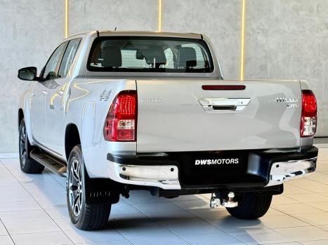 TOYOTA Hilux Caminhonete 2.7 16V 4P SRV FLEX 4X4  CABINE DUPLA AUTOM�TICO, Foto 6