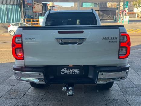 TOYOTA Hilux Caminhonete 2.8 16V SRX 4X4 TURBO DIESEL CABINE DUPLA AUTOM�TICO, Foto 4