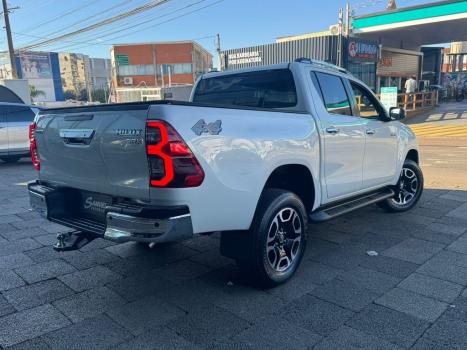 TOYOTA Hilux Caminhonete 2.8 16V SRX 4X4 TURBO DIESEL CABINE DUPLA AUTOM�TICO, Foto 5