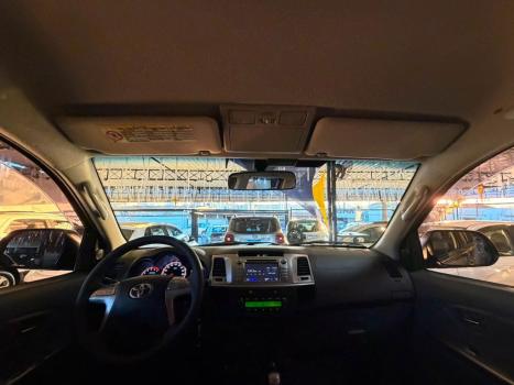 TOYOTA Hilux Caminhonete 2.7 16V 4P SRV FLEX 4X4  CABINE DUPLA AUTOM�TICO, Foto 9