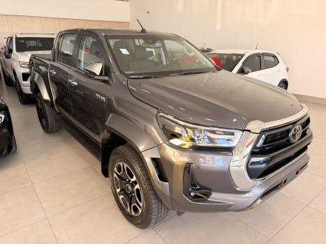 TOYOTA Hilux Caminhonete 2.8 16V SRX PLUS 4X4 TURBO DIESEL CABINE DUPLA AUTOM�TICO, Foto 9