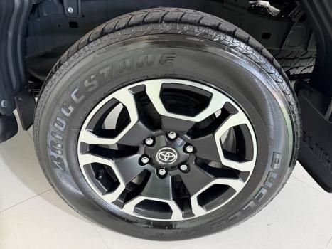 TOYOTA Hilux Caminhonete 2.8 16V SRV 4X4 DIESEL CABINE DUPLA AUTOM�TICO, Foto 17