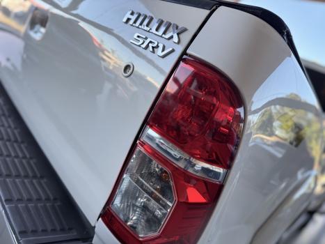 TOYOTA Hilux Caminhonete 2.7 16V 4P SRV FLEX 4X4  CABINE DUPLA AUTOM�TICO, Foto 7