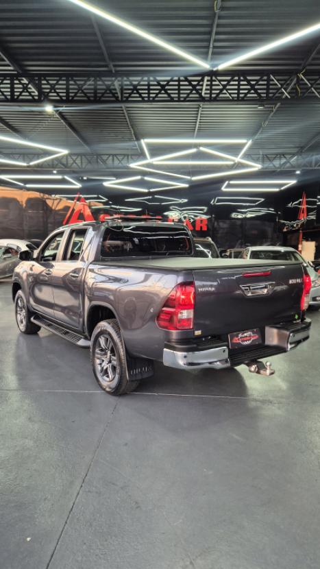TOYOTA Hilux Caminhonete 2.8 16V 4P SR 4X4 DIESEL CABINE DUPLA AUTOM�TICO, Foto 6