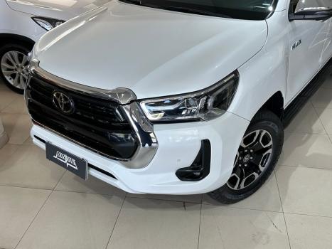 TOYOTA Hilux Caminhonete 2.8 16V SRX 4X4 DIESEL CABINE DUPLA AUTOM�TICO, Foto 5