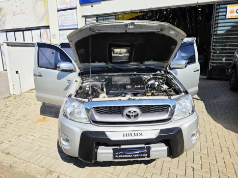TOYOTA Hilux Caminhonete 3.0 16V 4P 4X4 SRV TURBO DIESEL CABINE DUPLA AUTOM�TICO, Foto 10