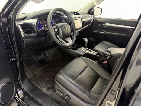 TOYOTA Hilux Caminhonete 2.8 16V SRV 4X4 DIESEL CABINE DUPLA AUTOM�TICO, Foto 3