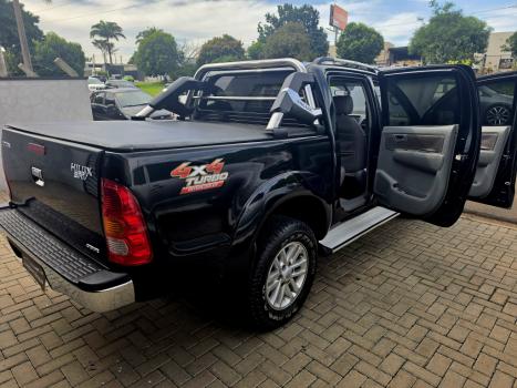 TOYOTA Hilux Caminhonete 3.0 4P 4X4 SRV TURBO DIESEL CABINE DUPLA AUTOM�TICO, Foto 15