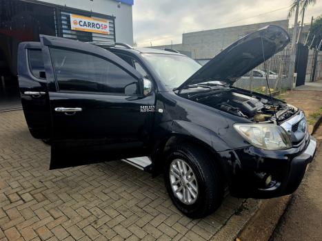 TOYOTA Hilux Caminhonete 3.0 4P 4X4 SRV TURBO DIESEL CABINE DUPLA AUTOM�TICO, Foto 16