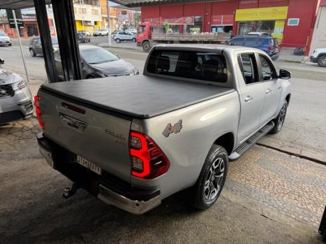 TOYOTA Hilux Caminhonete 2.8 16V SRX 4X4 TURBO DIESEL CABINE DUPLA AUTOM�TICO, Foto 5