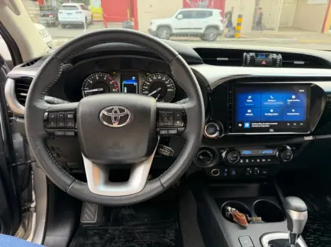TOYOTA Hilux Caminhonete 2.8 16V SRX 4X4 TURBO DIESEL CABINE DUPLA AUTOM�TICO, Foto 20