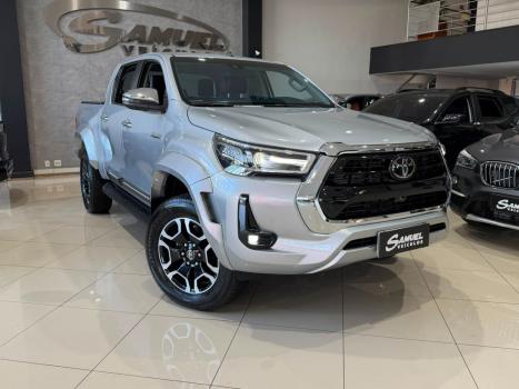 TOYOTA Hilux Caminhonete 2.8 16V SRX 4X4 TURBO DIESEL CABINE DUPLA AUTOM�TICO, Foto 2