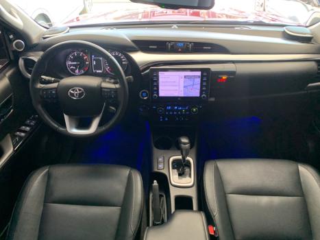 TOYOTA Hilux Caminhonete 2.8 16V SRX 4X4 TURBO DIESEL CABINE DUPLA AUTOM�TICO, Foto 9
