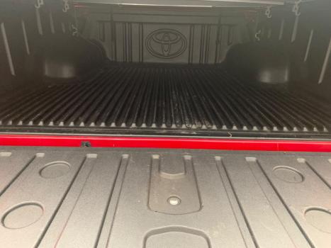 TOYOTA Hilux Caminhonete 2.8 16V SRX 4X4 TURBO DIESEL CABINE DUPLA AUTOM�TICO, Foto 17