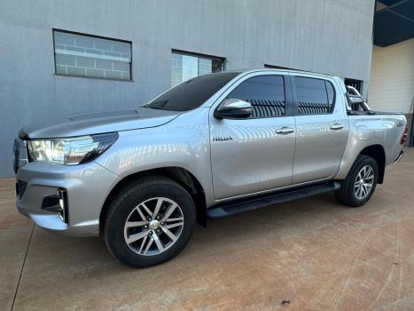 TOYOTA Hilux Caminhonete 2.8 16V SRV 4X4 DIESEL CABINE DUPLA AUTOM�TICO, Foto 1