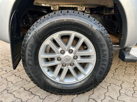 TOYOTA Hilux Caminhonete 3.0 16V 4P 4X4 SRV TURBO DIESEL CABINE DUPLA AUTOM�TICO, Foto 9