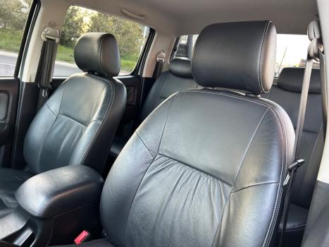 TOYOTA Hilux Caminhonete 3.0 16V 4P 4X4 SRV TURBO DIESEL CABINE DUPLA AUTOM�TICO, Foto 16