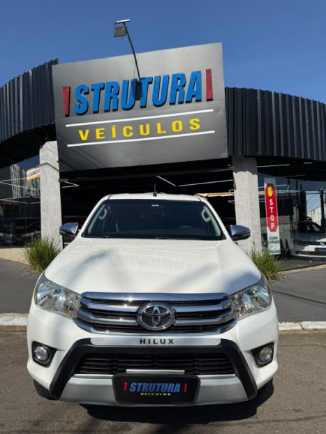 TOYOTA Hilux Caminhonete 2.7 16V 4P SRV FLEX CABINE DUPLA AUTOM�TICO, Foto 8