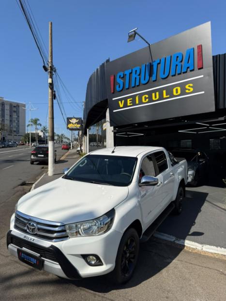 TOYOTA Hilux Caminhonete 2.7 16V 4P SRV FLEX CABINE DUPLA AUTOM�TICO, Foto 11