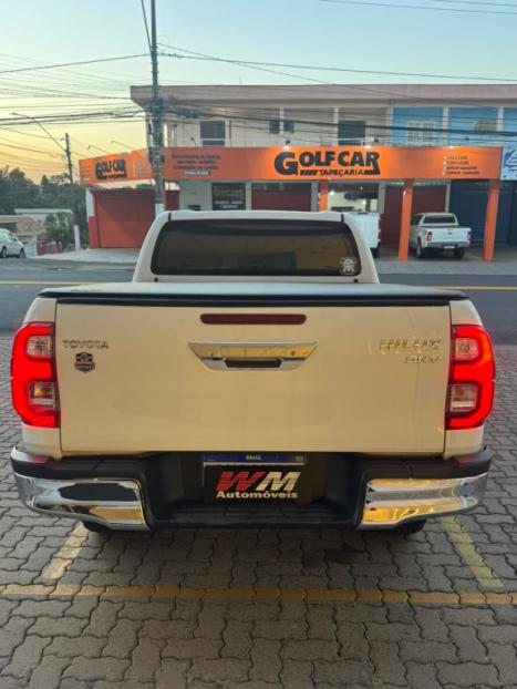 TOYOTA Hilux Caminhonete 3.0 4P 4X4 SRV TURBO DIESEL TOP CABINE DUPLA AUTOM�TICO, Foto 6