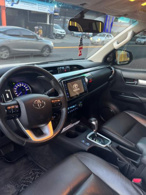 TOYOTA Hilux Caminhonete 3.0 4P 4X4 SRV TURBO DIESEL TOP CABINE DUPLA AUTOM�TICO, Foto 8