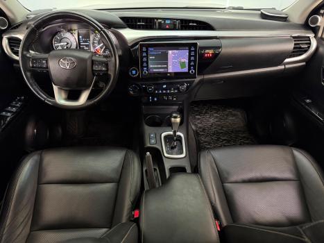 TOYOTA Hilux Caminhonete 2.8 16V 4P SRX DIESEL CABINE DUPLA, Foto 4