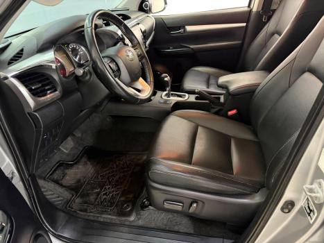 TOYOTA Hilux Caminhonete 2.8 16V 4P SRX DIESEL CABINE DUPLA, Foto 7