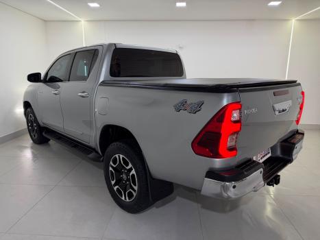TOYOTA Hilux Caminhonete 2.8 16V 4P SRX DIESEL CABINE DUPLA, Foto 11