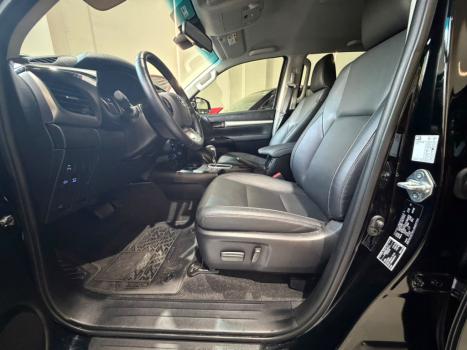 TOYOTA Hilux Caminhonete 2.8 16V SRX PLUS 4X4 TURBO DIESEL CABINE DUPLA AUTOM�TICO, Foto 9