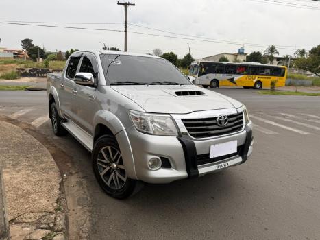 TOYOTA Hilux Caminhonete 3.0 4P 4X4 SRV TURBO DIESEL CABINE DUPLA AUTOM�TICO, Foto 5