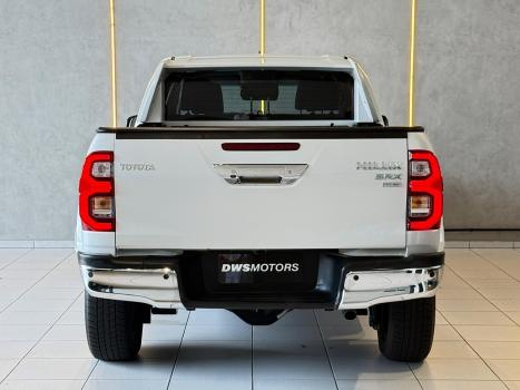 TOYOTA Hilux Caminhonete 2.8 16V SRX PLUS 4X4 TURBO DIESEL CABINE DUPLA AUTOMÁTICO, Foto 8