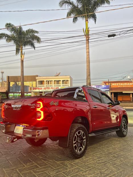 TOYOTA Hilux Caminhonete 2.8 16V SRX PLUS 4X4 TURBO DIESEL CABINE DUPLA AUTOM�TICO, Foto 3