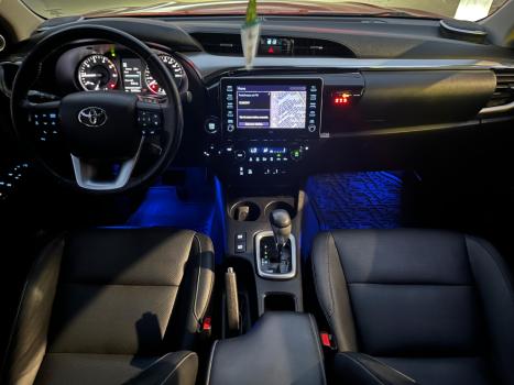 TOYOTA Hilux Caminhonete 2.8 16V SRX PLUS 4X4 TURBO DIESEL CABINE DUPLA AUTOM�TICO, Foto 10